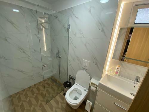 Hostal Progon House