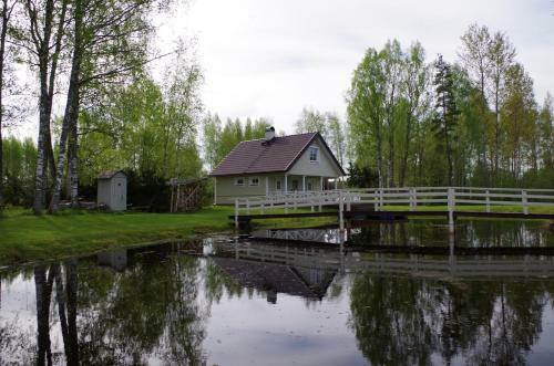 ��biku Holiday House