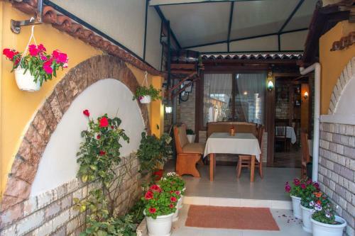 Bed & Breakfast Vila Korani