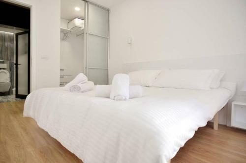Lina - Tia, Central Apartment In Shopping District