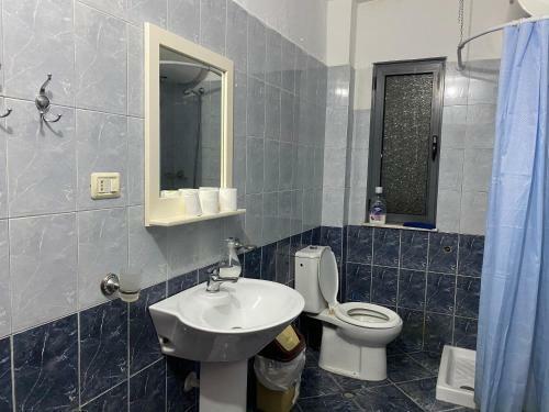 Hostal Guesthouse Sense
