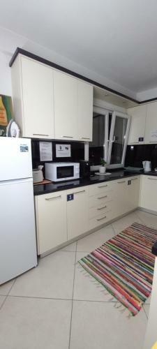 Hostal Guesthouse Bela