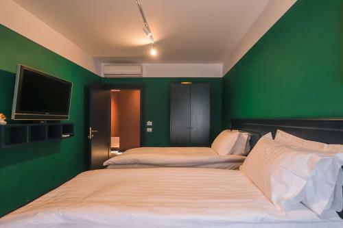 Hostal Friends' Apartment Tirana