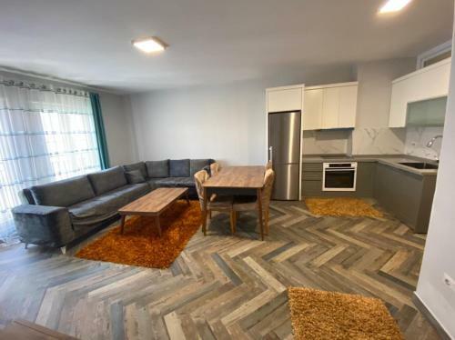 Sukaj Apartments
