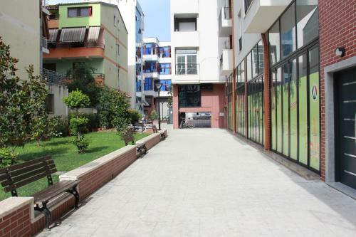 Sukaj Apartments