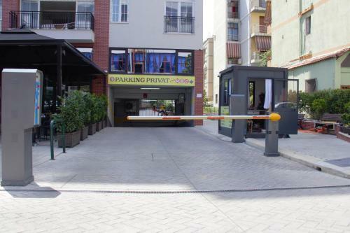 Sukaj Apartments