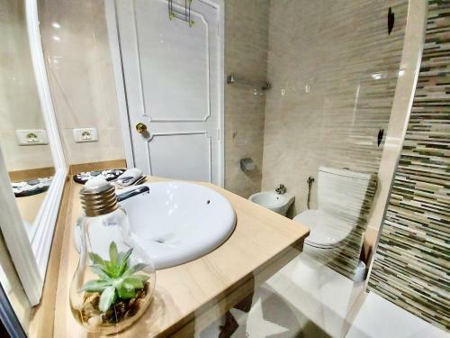 Ocean And Sun Studio Apartment