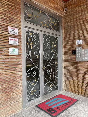 Square Inn Tirana In Kava Apartment