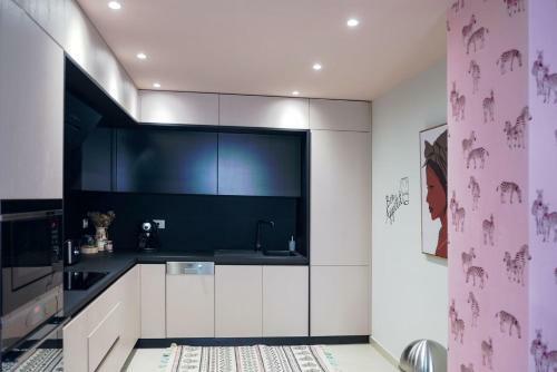 New Bazaar Stylish Apartment In Tirana?s Heart