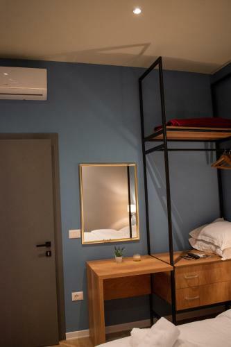 Hotel Tirona