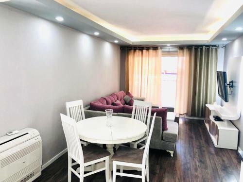 Tirana Central Apartment