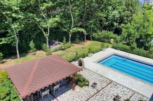 The Resident Villa With Pool