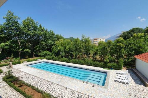 The Resident Villa With Pool