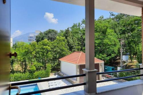 The Resident Villa With Pool