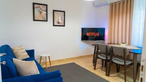 Easy Living Apartment