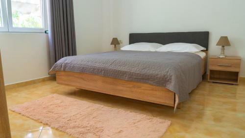 Easy Living Apartment