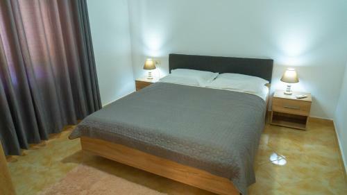 Easy Living Apartment