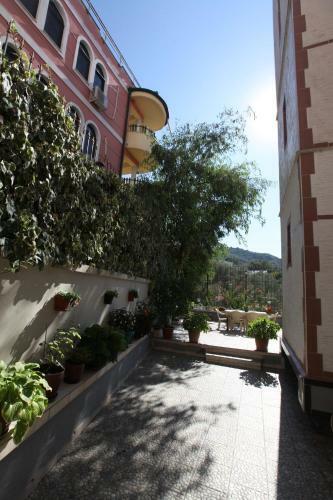 Apartamento Castle Vila Of Tirana