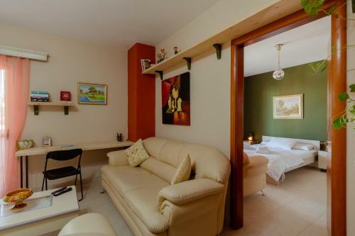 Apartment With Big Balcony