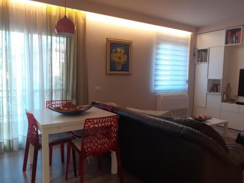 Lake View Apartment 2