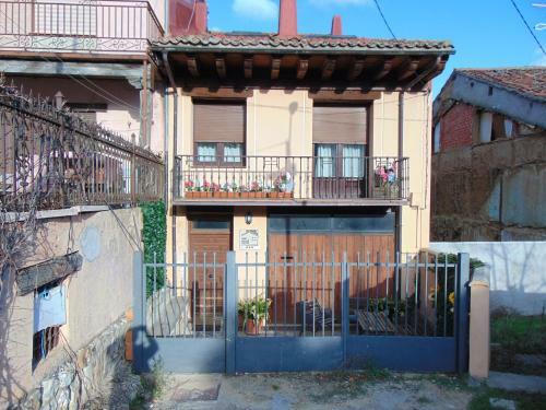 Villa Riaza