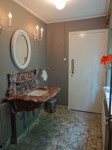 Bed & Breakfast Kasteel Ophemert