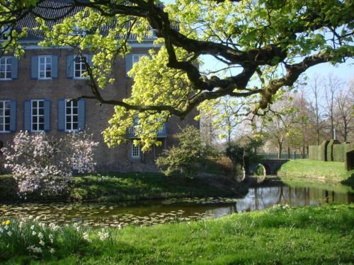 Bed & Breakfast Kasteel Ophemert