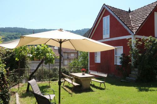 Casa Roja De La Huerta