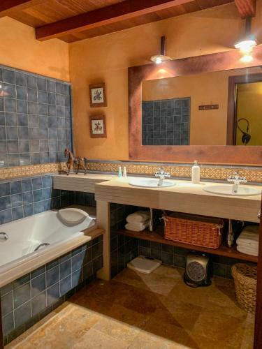 Bed & Breakfast Serrat Del Vent - Adults Only