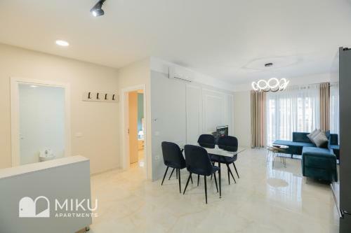 Miku Apartment - Vibrant 1bd Apartment At Olympic Residence