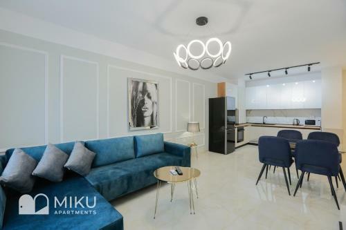 Miku Apartment - Vibrant 1bd Apartment At Olympic Residence