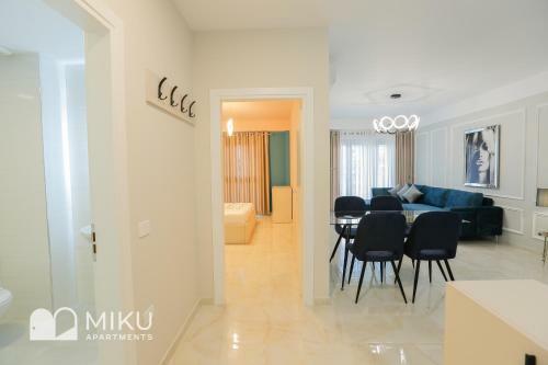 Miku Apartment - Vibrant 1bd Apartment At Olympic Residence