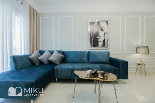 Miku Apartment - Vibrant 1bd Apartment At Olympic Residence