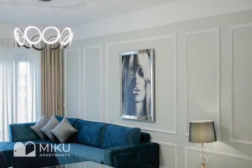 Miku Apartment - Vibrant 1bd Apartment At Olympic Residence