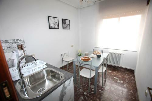 Hostal Pensi�n Como En Casa