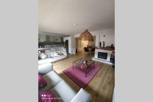 Apartamento Un Balc�n Sobre El Rio Sella