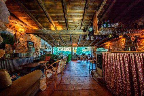 Bed & Breakfast Royo Guarde, Junto Al R�o Mundo