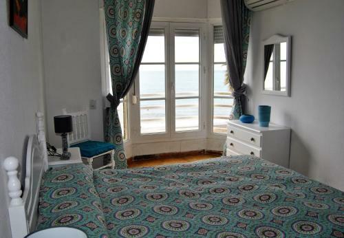 Apartamento Frente Al Mar,primera Linea de Playa