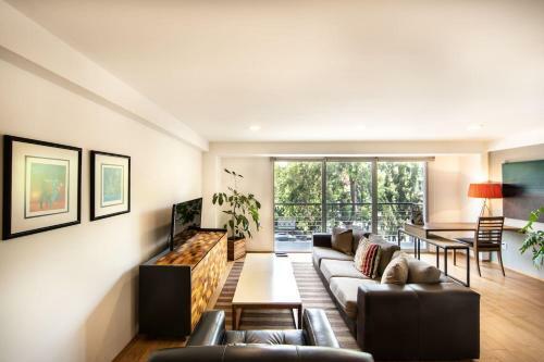Best Located Apartment Ao
