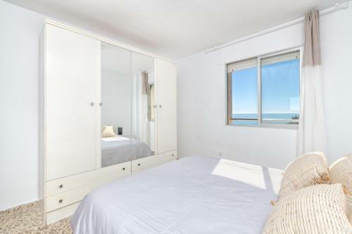 Amazing Sea View Apartment And Relax Area