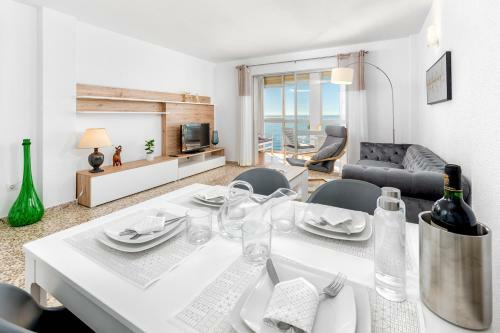 Amazing Sea View Apartment And Relax Area