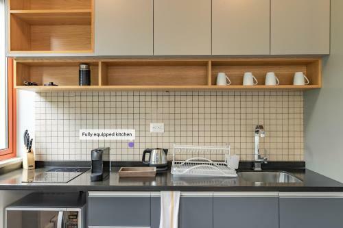 Art Deco & Modern Apt With Rooftop In Condesa!
