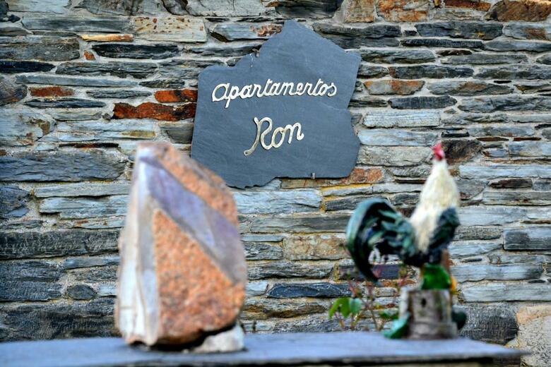 Apartamentos Rurales Ron