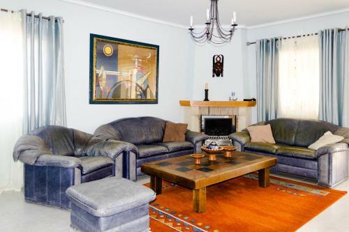 Villa House In Quesada With Swiming Pool