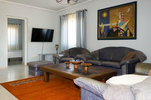 Villa House In Quesada With Swiming Pool