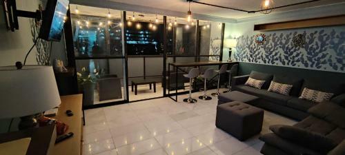 Caravansaro Horacio 1719 Polanco