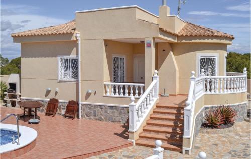 Three-bedroom Holiday Home In Quesada-rojales