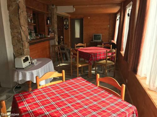Hostal Vasi Apartments