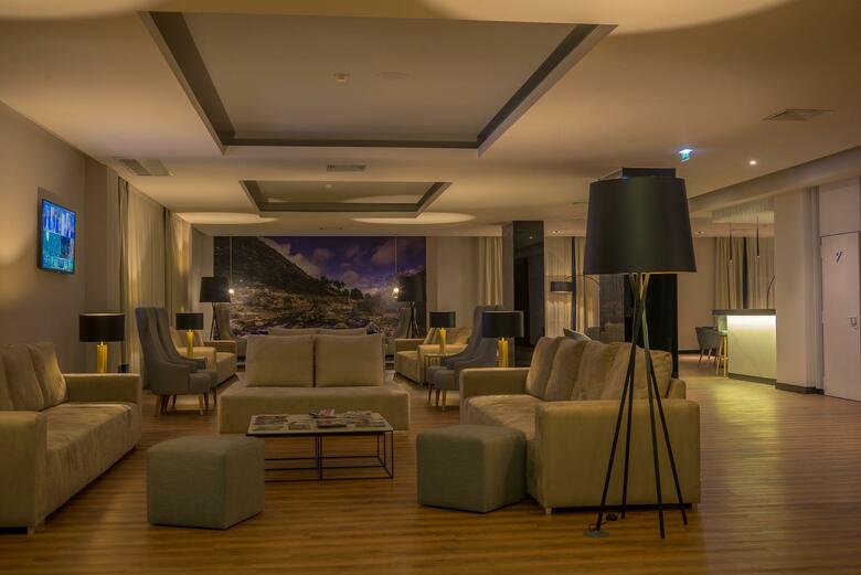 Hotel TRYP Dona Maria