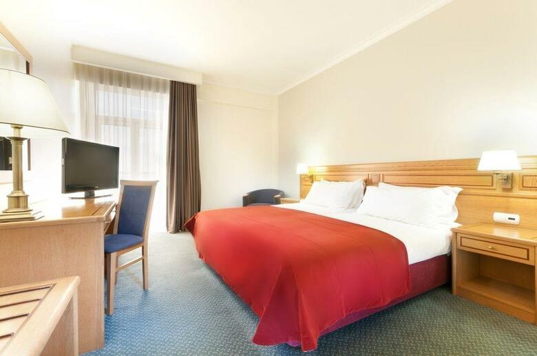 Hotel TRYP Dona Maria